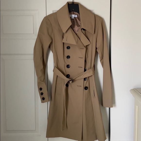 New York & Company Jackets & Blazers - 🟤🟤 New York & Company rain coat